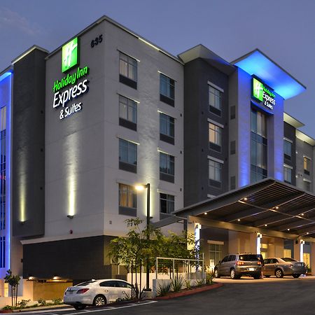Holiday Inn Express & Suites San Diego - Mission Valley By Ihg Zewnętrze zdjęcie