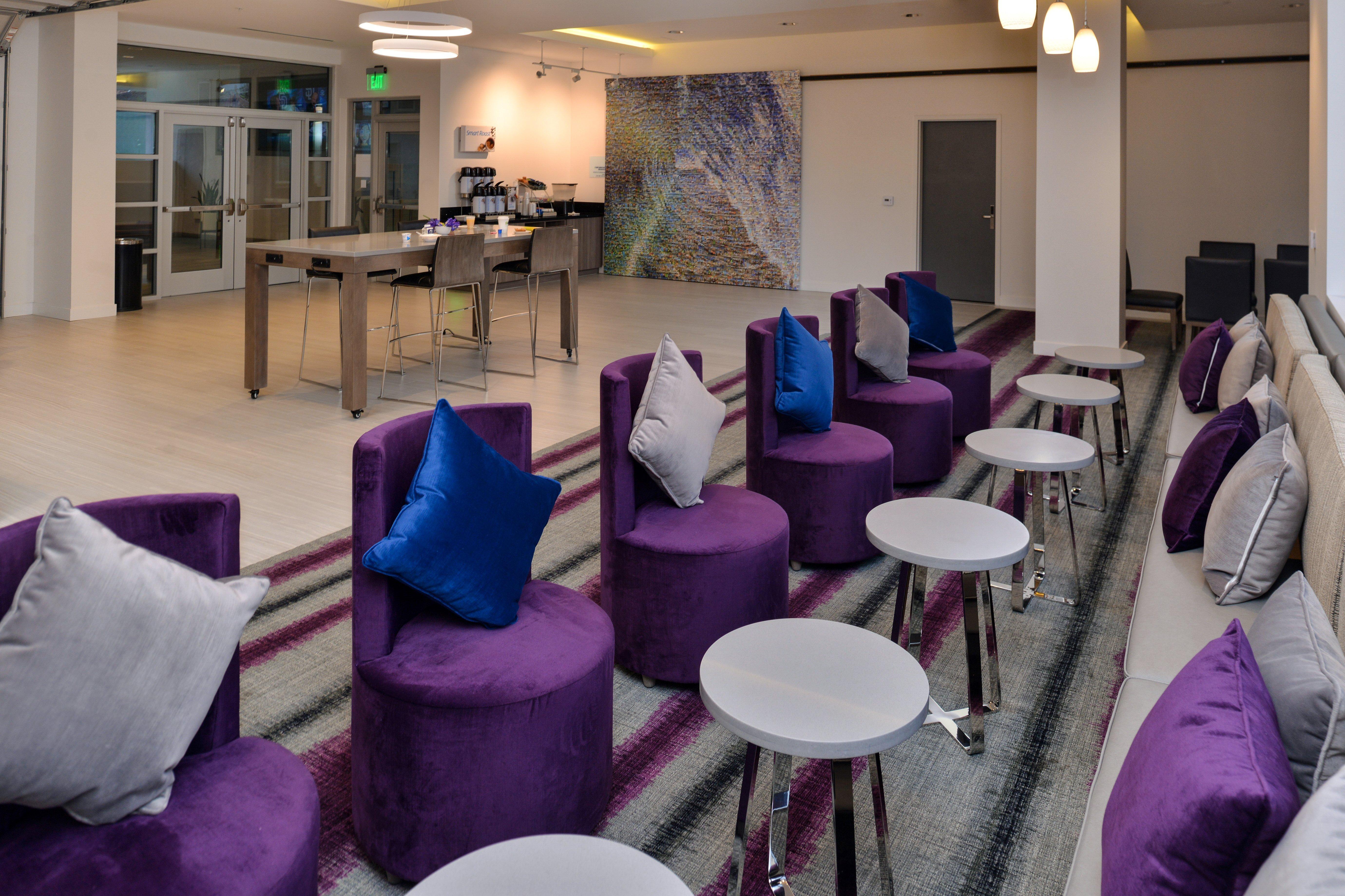 Holiday Inn Express & Suites San Diego - Mission Valley By Ihg Zewnętrze zdjęcie