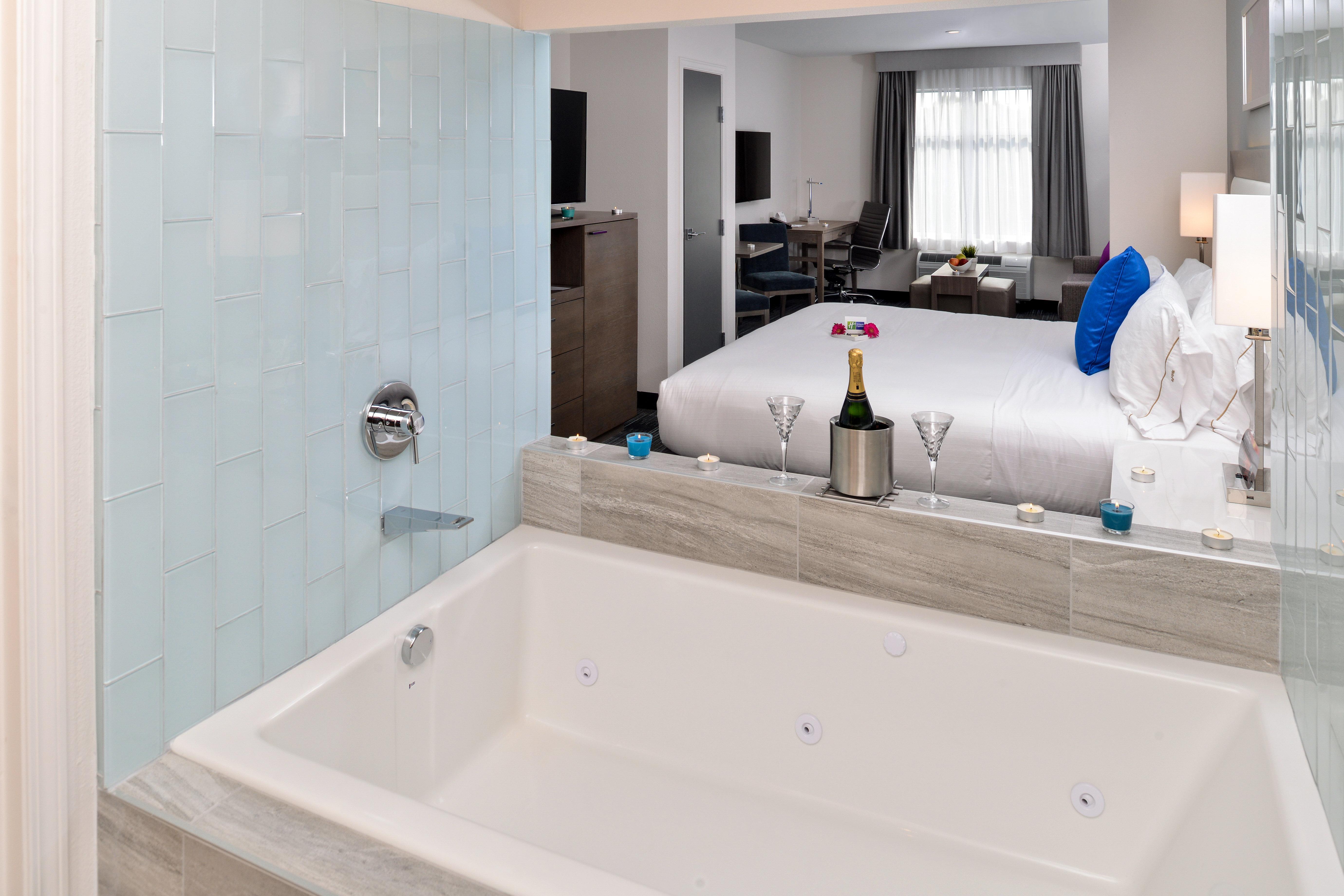 Holiday Inn Express & Suites San Diego - Mission Valley By Ihg Zewnętrze zdjęcie