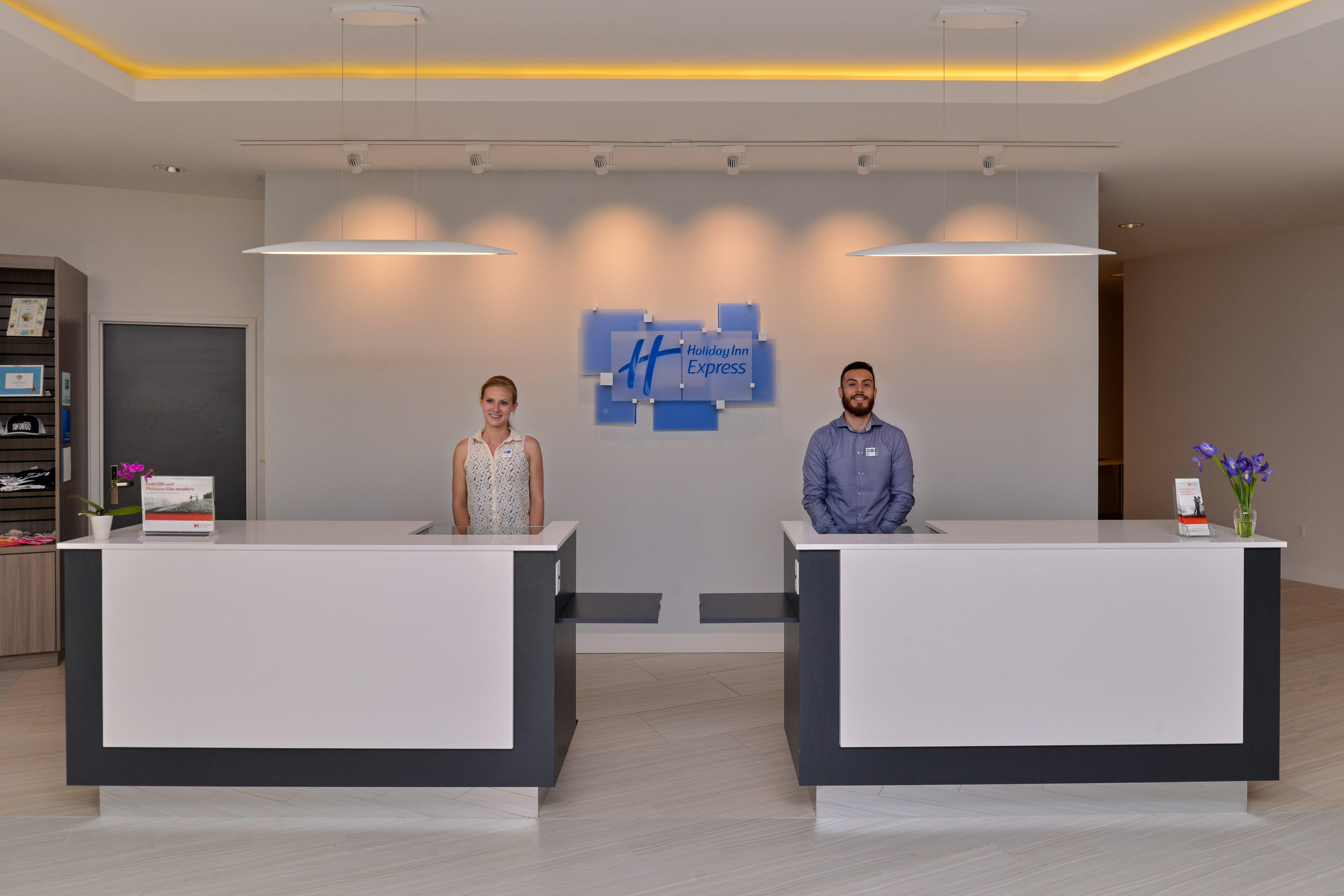 Holiday Inn Express & Suites San Diego - Mission Valley By Ihg Zewnętrze zdjęcie