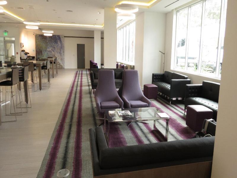 Holiday Inn Express & Suites San Diego - Mission Valley By Ihg Zewnętrze zdjęcie